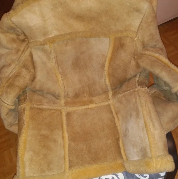 Shearling coat - Picture 5 of 6